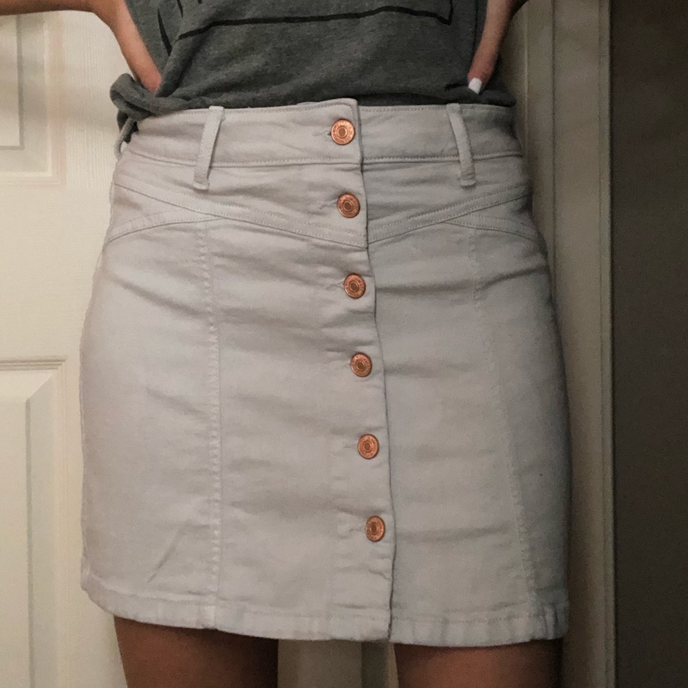Forever 21 button down grey skirt